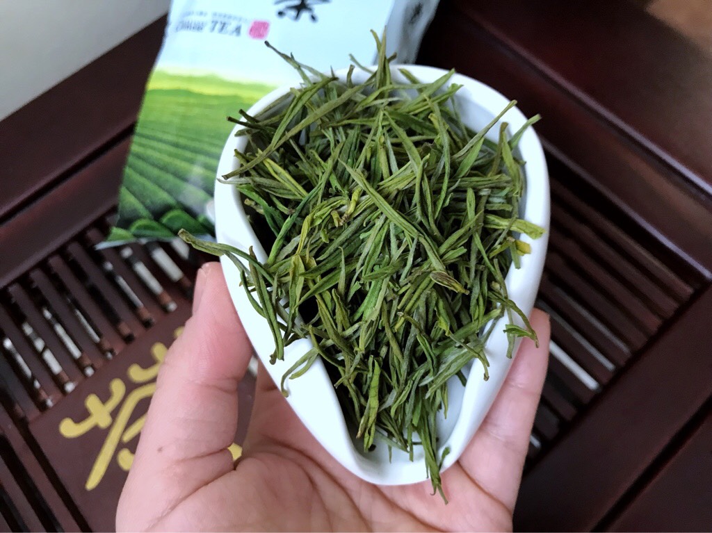 Зелений чай «Аньцзи Бай Ча»